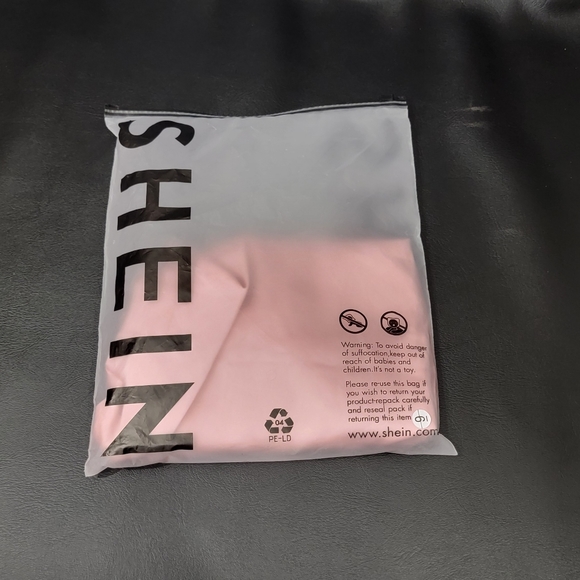 Shein sexy sleep set - Picture 3 of 7